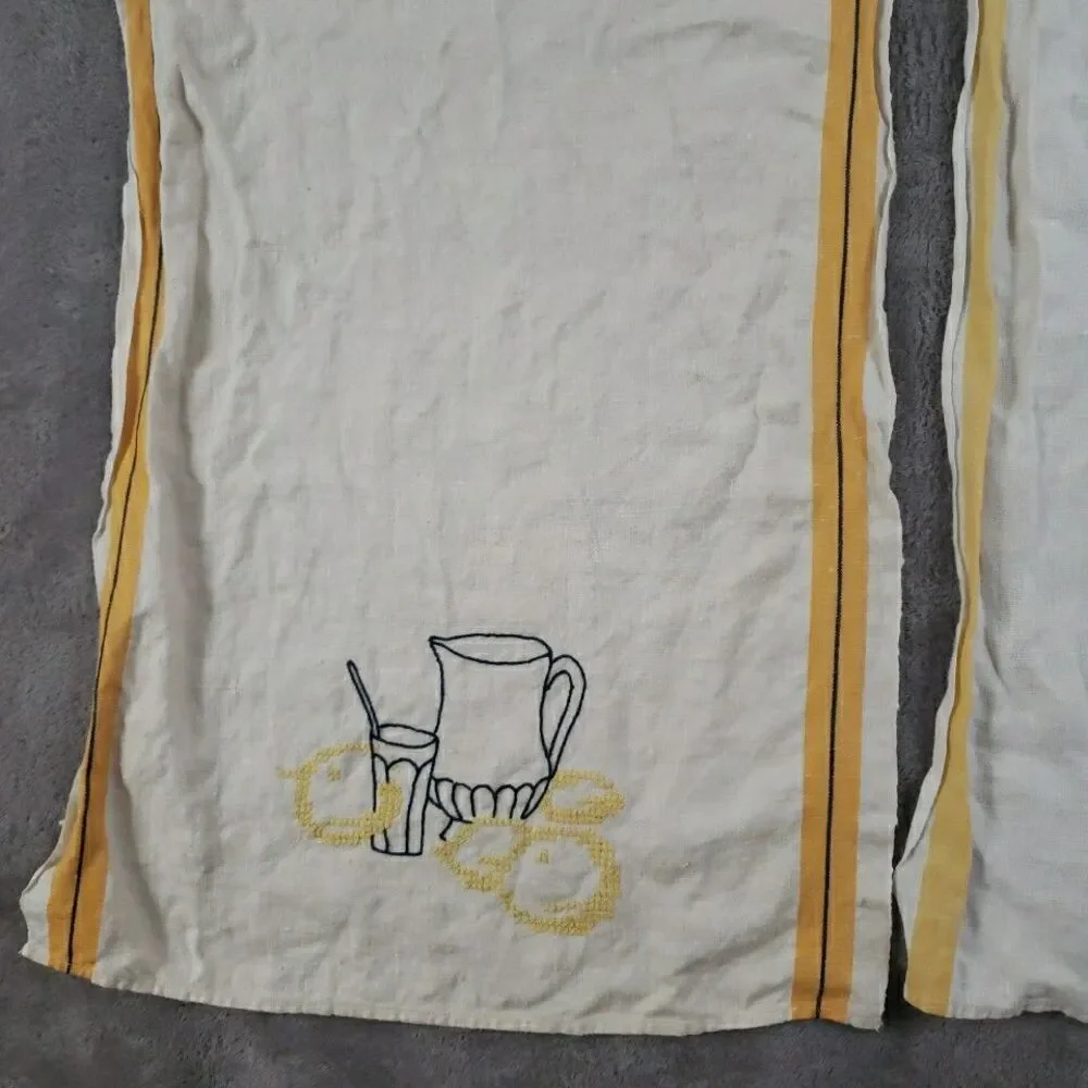 Vintage 6 Bread Tea Towels Embroidered 37